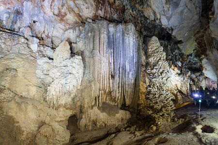 Ke Bang National Park, Phong Nha, Vietnam - march 9 2017: inside Paradise Cave (Thien Duong Cave)のeditorial素材
