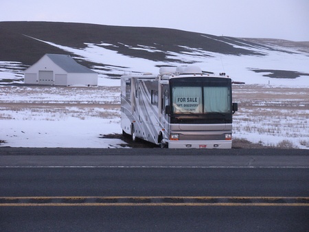 SPOKANE/WASHINGTON STATE /USA _ Camping bus or camper for sale 7 March 2011   のeditorial素材