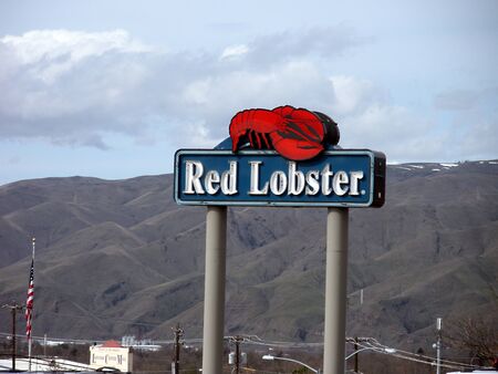LEWISTON/IDAHO/USA _ Red Lobster chian restaurant 12 March 2011     のeditorial素材