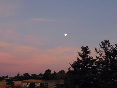 LEWISTON / IDAHO STATE/ USA-Moon over Lewiston vally  in autumn  full moon evening           5 OCTIBE 2014 のeditorial素材
