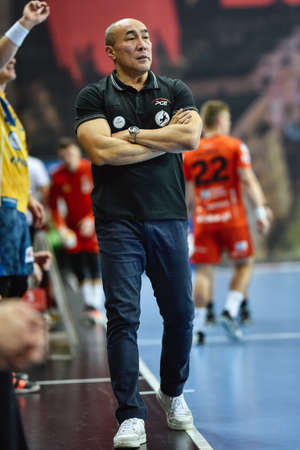 LUBIN, POLAND - FEBRUARY 25, 2020: Polish PGNiG Superleague men handball match between MKS Zaglebie Lubin - PGE VIVE Kielce 25:35. Dujshebaev Talant head coach of Vive.のeditorial素材