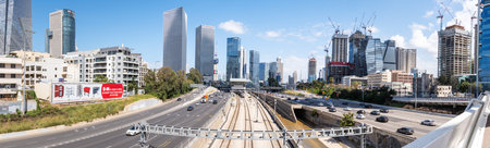 Tel Aviv, Israel - March 22, 2024: Panoramic view of Tel Aviv city and Ayalon Freewayのeditorial素材