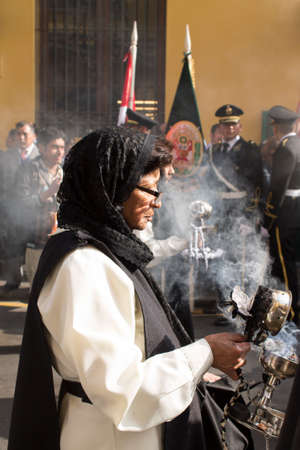 LIMA, PERU - AUG 29TH 2015: Procession of faith, of Santa Rosa de Lima, patroness of Peru.のeditorial素材