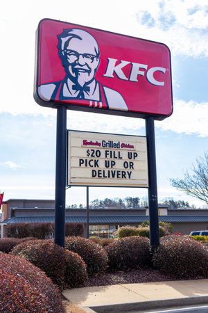 Buford, USA - Jan 17th 2021: View of Restaurant KFC in Buford, GAのeditorial素材