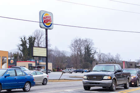 BUFORD, USA - JAN 16TH 2021: Burger King road sign in Buford, GAのeditorial素材