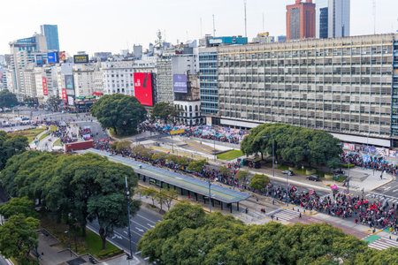 Buenos Aires, Argentina - 09th Jun 2022: Group of socialist people marching on Av. 9 de Julio in the city of Buenos Airesのeditorial素材