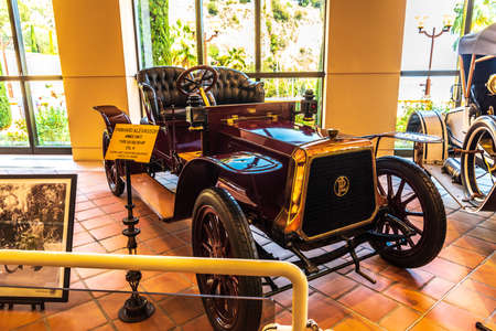 FONTVIEILLE, MONACO - JUN 2017: brown PANHARD LEVASSOR U2-18 1907 in Monaco Top Cars Collection Museum.のeditorial素材