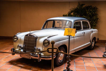 FONTVIEILLE, MONACO - JUN 2017: silver MERCEDES 220 S 1957 in Monaco Top Cars Collection Museum.のeditorial素材