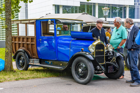 BADEN BADEN, GERMANY - JULY 2019: blue CITROEN TYPE B14 retro truck 1926 1928, oldtimer meeting in Kurpark.のeditorial素材