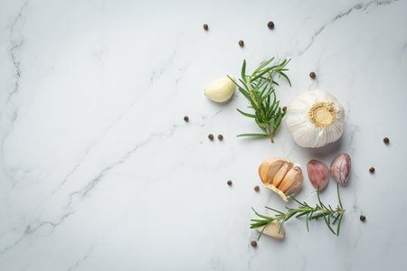 fresh raw garlic ready to cookの写真素材