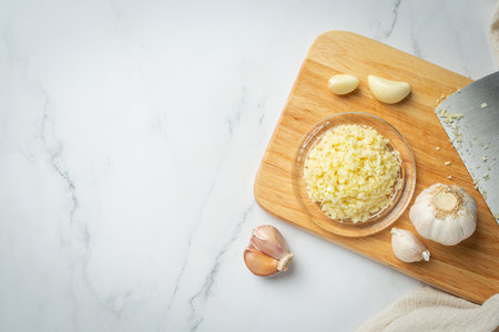 fresh raw garlic ready to cookの写真素材