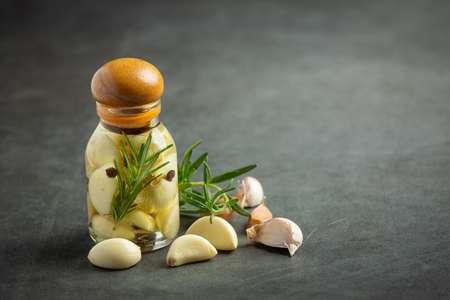 garlic oil for treatment
