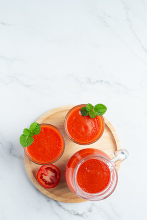 fresh tomato juice ready to serveの写真素材