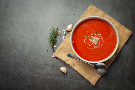 warm tomato soup serve in bowlの写真素材