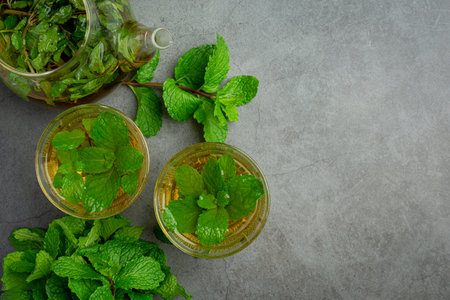 peppermint tea in glass ready to drinkの写真素材