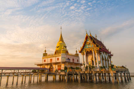 Temple stand in the sea, Thailandの写真素材