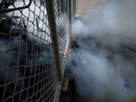 Reduce the pressure from the nitrogen tank.の写真素材