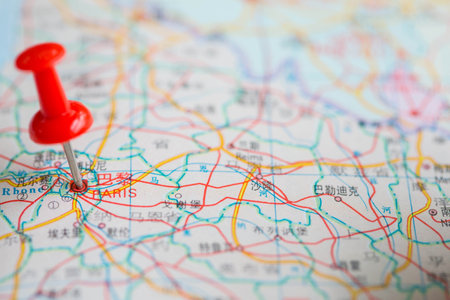 Pushpin stuck in the map high quality photoの写真素材