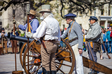 SAN ANTONIO, TEXAS - MARCH 2, 2018 - Men dressed as 19th century soldiers participate in the reenactment of the Battle of the Alamo, which took place between February 23 and March 6, 1836のeditorial素材