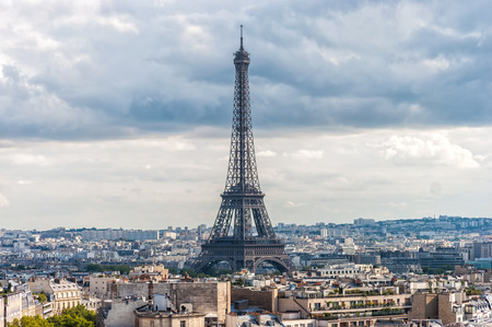 Eiffel Tower under the cloudsのeditorial素材