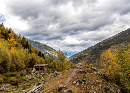 Sichuan Siguniang Mountainのeditorial素材