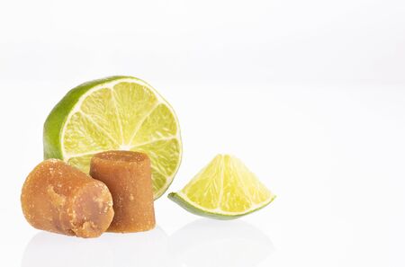 Panela with lemon, refreshing combination - Saccharum officinarumの写真素材