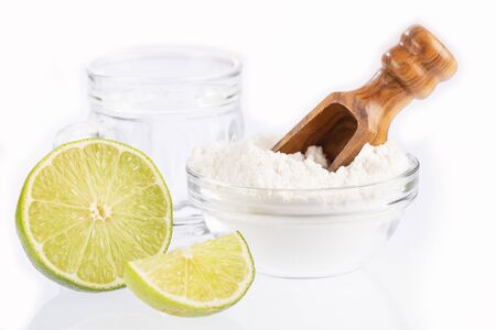 Water, baking and lemon - Citrus Ã latifoliaの写真素材