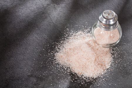 Pink Himalayan sea salt fine grain and crystalsの写真素材