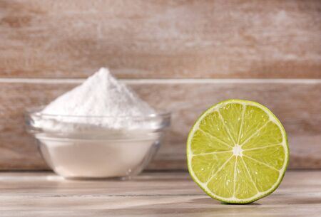 Baking soda with lime juice, to balance the PHの写真素材