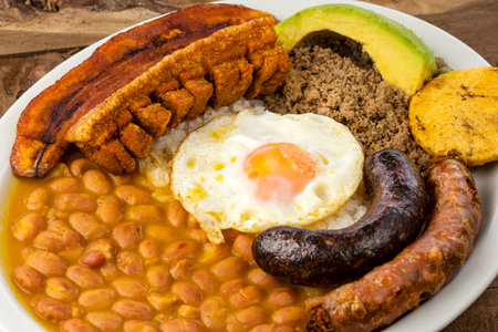 Bandeja paisa, main traditional Colombian dishの写真素材