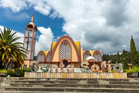 Santa Sofia, Boyaca - Colombia. March 9, 2026. Catholic parish located in the town's main park.のeditorial素材