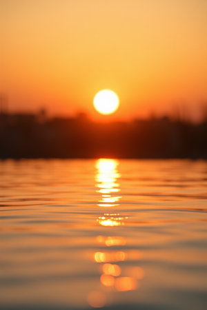 Sunset on the waterの素材