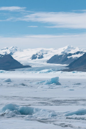 Panoramic view of the natural landscape of glaciers and icebergsの素材