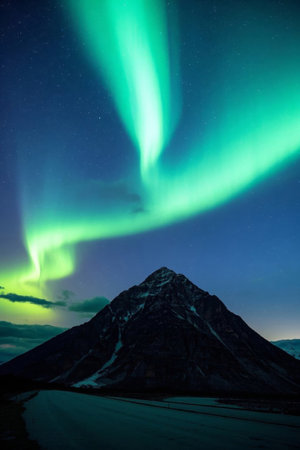 Aurora view over the mountain peakの素材