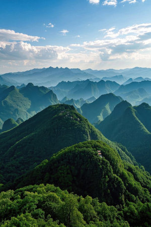 Panoramic view of the continuous natural scenery of Qingshanの素材