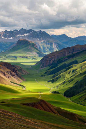 Mountain green grassland natural sceneryの素材