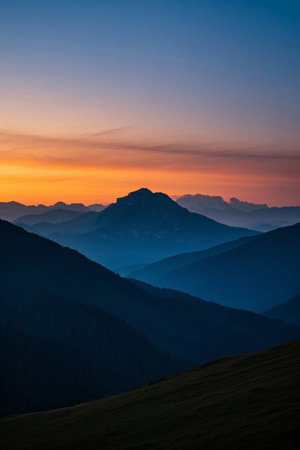 Between Day Fallen NaturalSceneryの素材