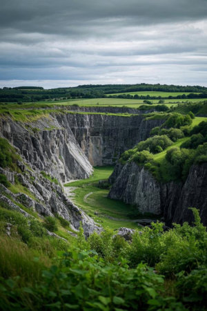 Panoramic view of the valley's natural sceneryの素材
