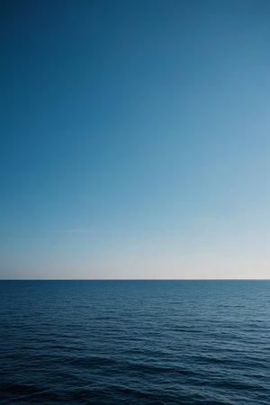 Vast sea and blue skyの素材
