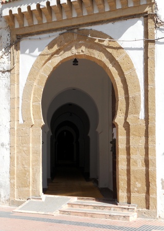 Essouira doorway, a beautiful arched doorway showing additional arches inside, in Essouira, Moroccoの写真素材