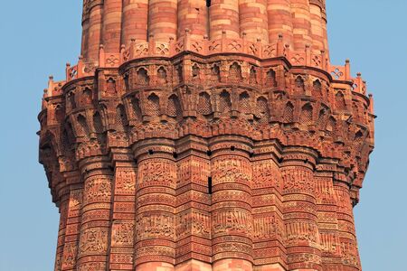 Intricate detail of the Qutub Minar red sandstone tower (minaret), Delhi, Indiaの写真素材