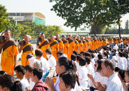 Pathum Thani, THAILAND -January, 2016 : 1,131 Monks from Wat Phra Dhammakaya make a pilgrimage at  Wat Phra Dhammakaya  near Bangkok on January 2, 2016のeditorial素材