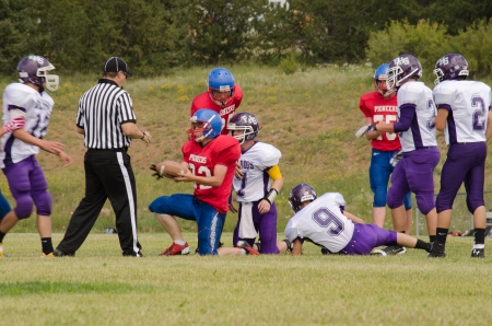 Cripple Creek, CO, 08/31/2013, Football game: Elbert High School versus Cripple Creek-Victor High Schoolのeditorial素材