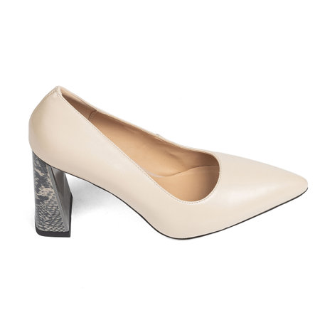 Beige Women's Business Comfortable Leather Office Shoes with Wide Heel with Sharp toe on White Background.の写真素材