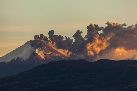 Cotopaxi volcano eruption seen from Quito, Ecuadorの写真素材