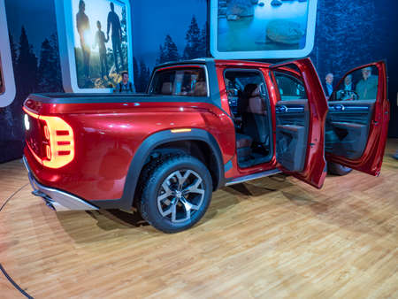 New York, US - March 28, 2018: Volkswagen Tanoak concept on display during the 2018 New York International Auto Show held at the Jacob K. Javits Convention Center.のeditorial素材