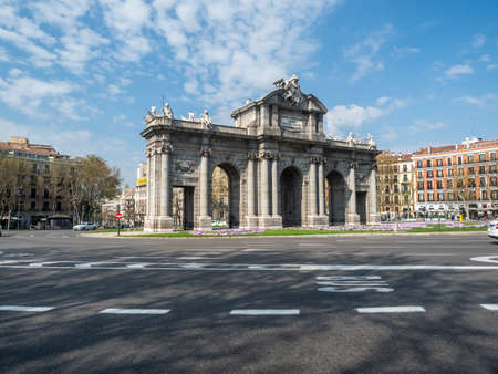 Madrid, Spain - March 15, 2020: State of alarm in Spain about the Covid-19 Acala gateのeditorial素材