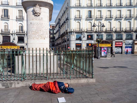 Madrid, Spain - March 15, 2020: State of alarm in Spain about the Covid-19 Puerta Del Solのeditorial素材