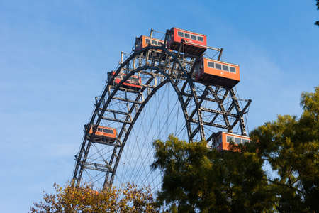 Ferris wheel, Prater, Vienna, Austria on a clear dayのeditorial素材