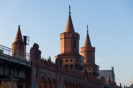 The Oberbaumbruecke (Oberbaum Bridge) linking Friedrichshain and Kreuzberg, Berlinのeditorial素材